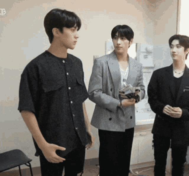 Bm Onumba2 Justb GIF