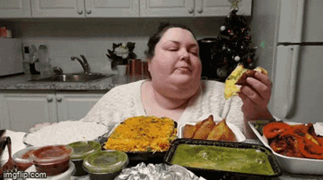 Foodie Beauty Chantal GIF