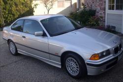 BMW 1998 3 Series is everything that you may look for in a hatchback