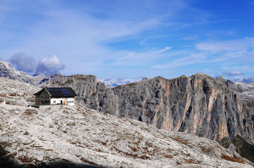 Alta Via No.2 of the Dolomites Hiking Tour