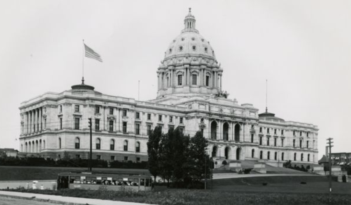 Streetcar on Wabasha Street at State Capitol, St. Paul, Minnesota