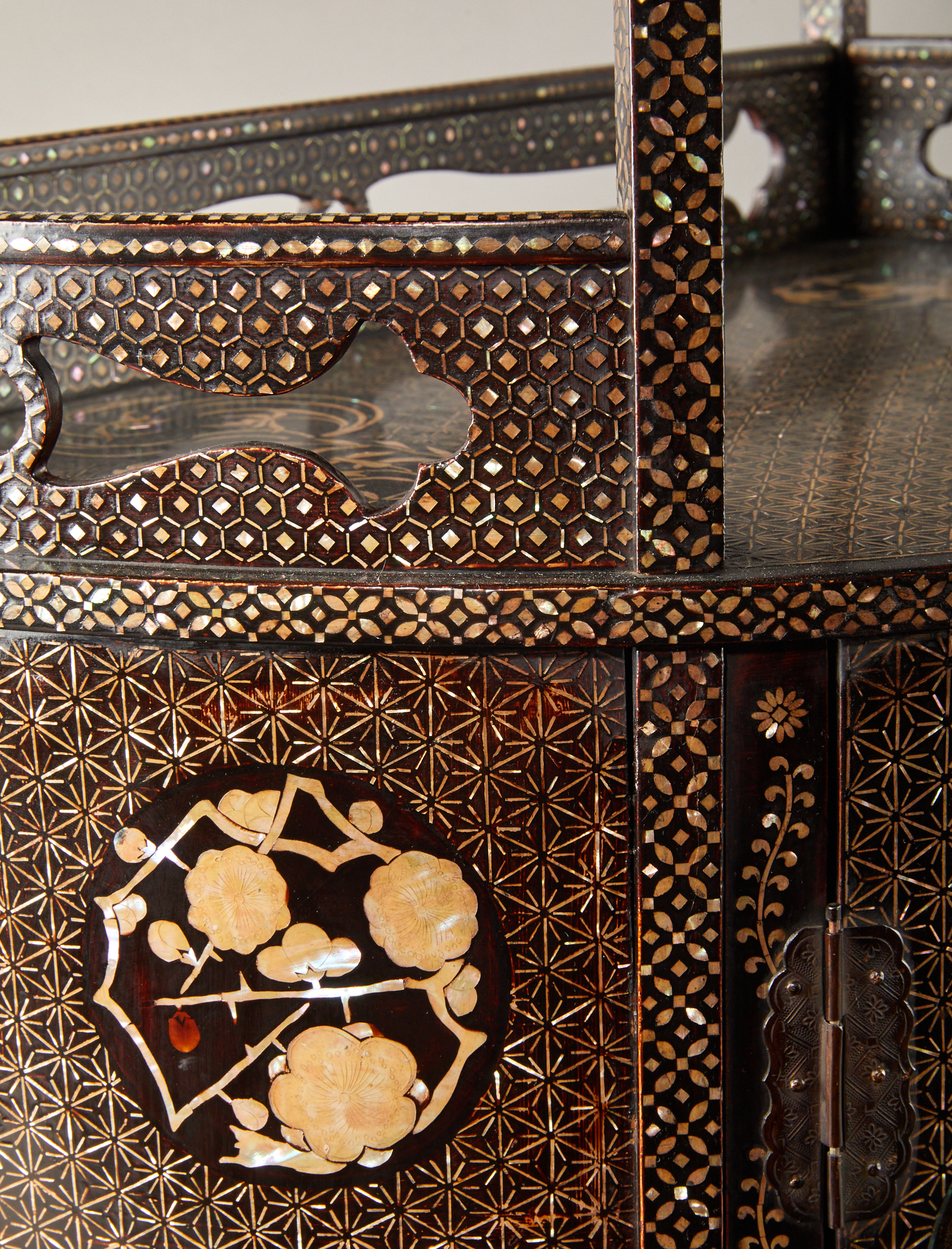 Tea Cabinet Used for Tea Ceremony