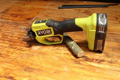 Ryobi Cordless Secateurs – R18XSEC20 - review review by LIttleBlackDuck