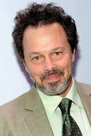 Curtis Armstrong