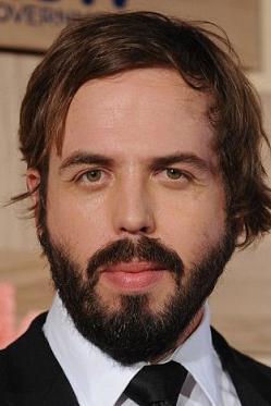 Angus Sampson