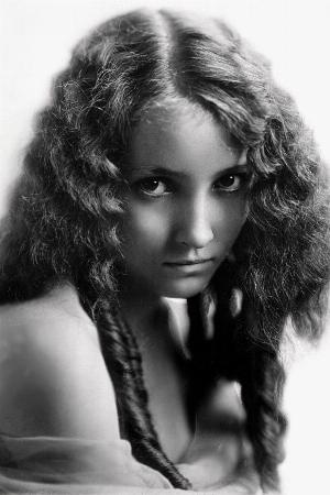 Bessie Love