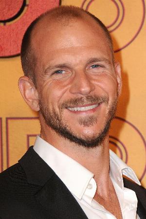 Gustaf Skarsgård