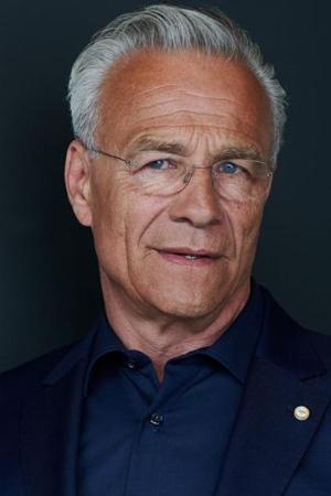 Klaus J. Behrendt