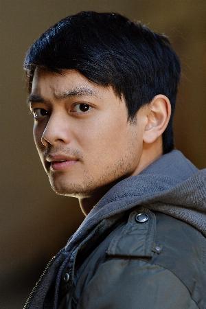 Osric Chau