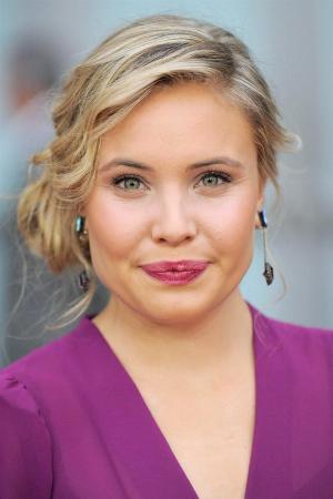 Leah Pipes