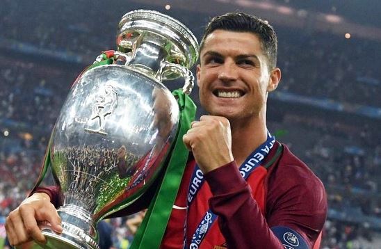 Cristiano Ronaldo Bio 2021: Age, Career, Titles, Girlfriends, Children, and Net Worth