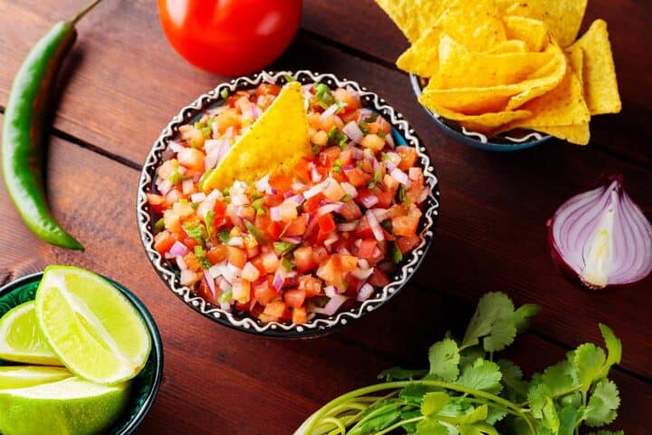 Receta fácil de salsa pico de gallo