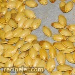 toasted pumpkin seeds