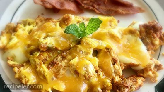 Turmeric Eggs and Cheese