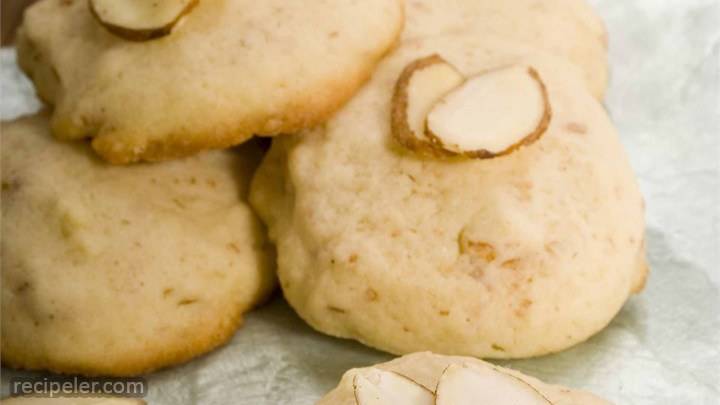 almond cookies