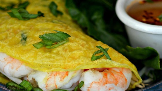 banh xeo (vietnamese crepes)