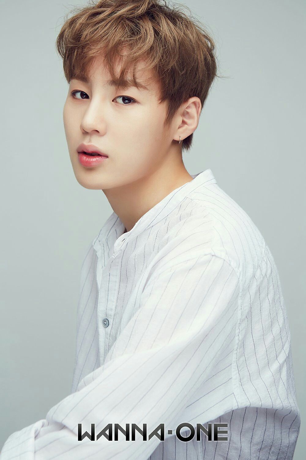 Sungwoon là ẩn số cuối của Wanna One