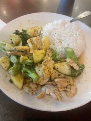 Photo of Chez Quan’s - Satellite Beach, FL, US. Lemon pepper chicken