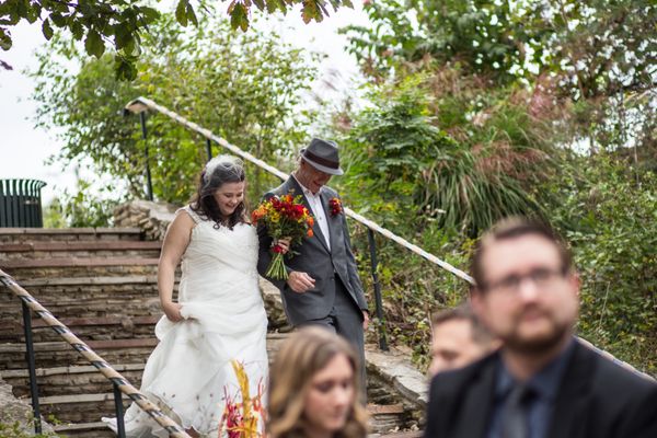 Photo of Elmwood Park - Omaha, NE, US. The steps down to the grotto