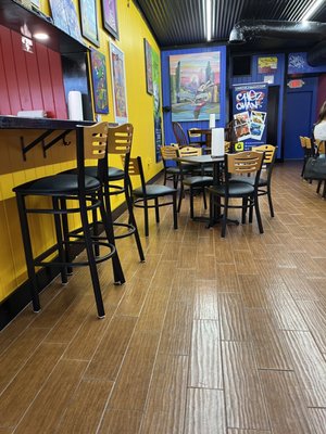 Photo of Chez Quan’s - Satellite Beach, FL, US. Dining area