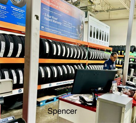 Photo of Costco Tire Center - Honolulu, HI, US. Very few employees