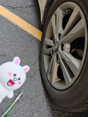 Photo of Costco Tire Center - Honolulu, HI, US. Filling the tire with nitrogen on 12-7-21