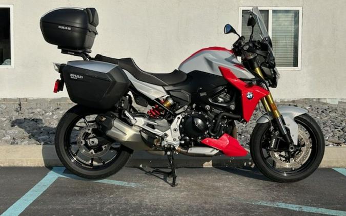 2021 BMW F 900 R Hockenheim Silver Metallic / Racing Red