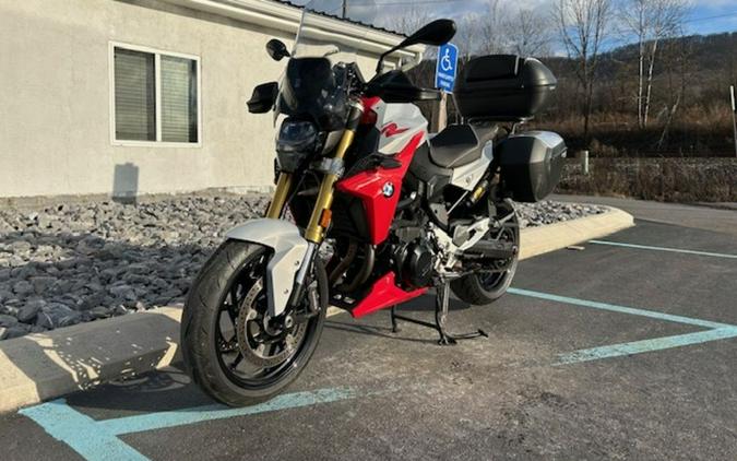 2021 BMW F 900 R Hockenheim Silver Metallic / Racing Red