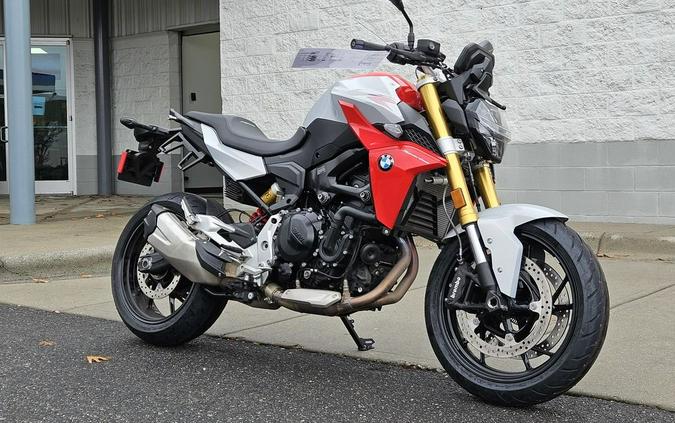 2021 BMW F 900 R Hockenheim Silver Metallic / Racing Red