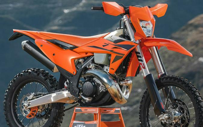 2025 KTM XC 250 W