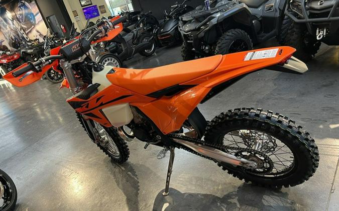 2025 KTM XC 250 W