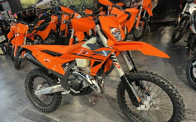 2025 KTM XC 250 W