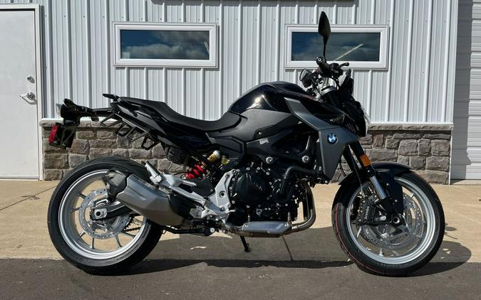 2022 BMW F 900 R Black Storm Metallic