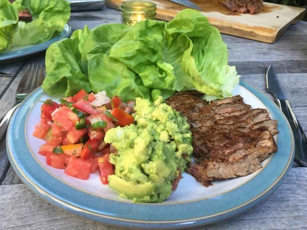 Carne asada con guacamole