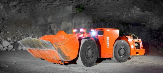 SANDVIK LH400T Underground LHD