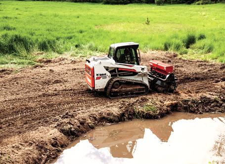 Bobcat T550 Compact Track Loader