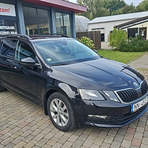 SKODA OCTAVIA M melna auto noma