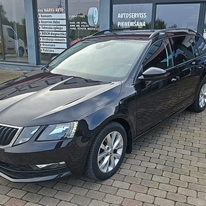 SKODA OCTAVIA M melna auto noma