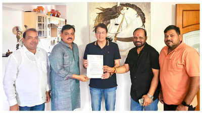 Arun Govil pledges support for film industry workers; BN Tiwari says the actor 'wants to do good work for the benefit of the industry' - Exclusive