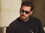 Salman's 1st public appearance post threat to Salim