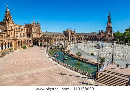 SEVILLE,SPAIN-3,MAY,2014:Spanish Square (plaza De Espana) In Sevilla, Spain