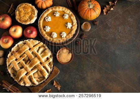 Thanksgiving Pumpkin And Apple Pies