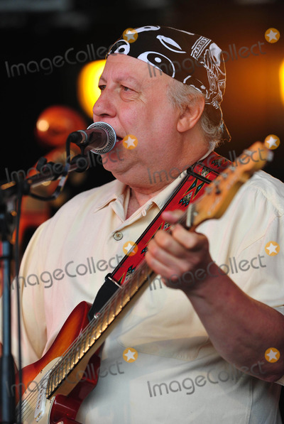 Peter Greene Photo - Oxfordshire UK Peter Green perform live at the Cornbury Music Festival held at Cornbury Park 11th July 2009Andy LomaxLandmark Media