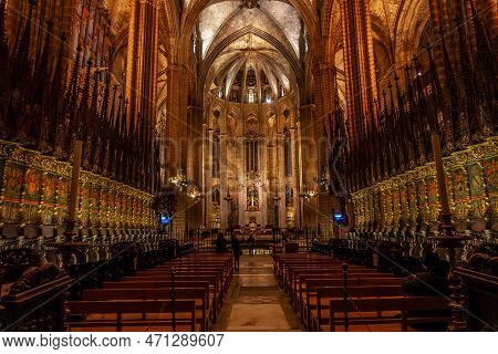 Barcelona, Spain - Nov 30, 2018: Santa Maria Del Pi Or Santa Maria Del Pino. Interior View Towards T