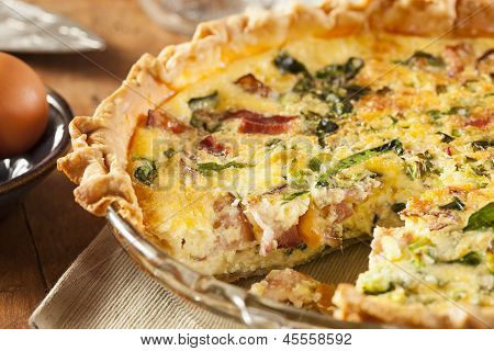 Domowe szpinak i Bacon Egg Quiche