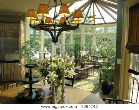 Luxury 31 Sun Room