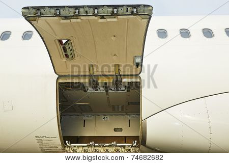 Open Cargo Door