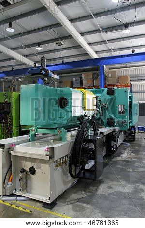 Injection Moulding Machine