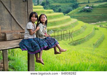 H'mong ethnic minority children in Mucangchai, Vietnam